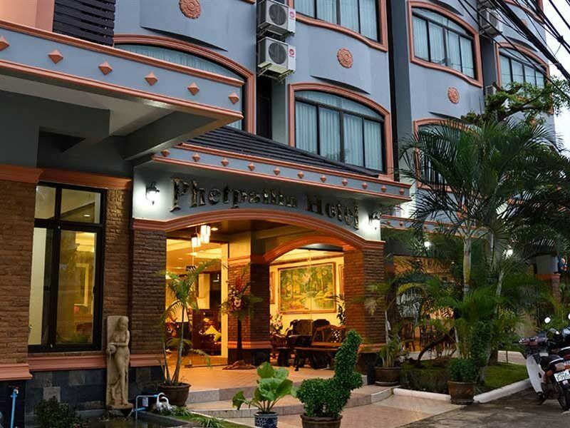 Krabi Phetpailin Hotel Esterno foto